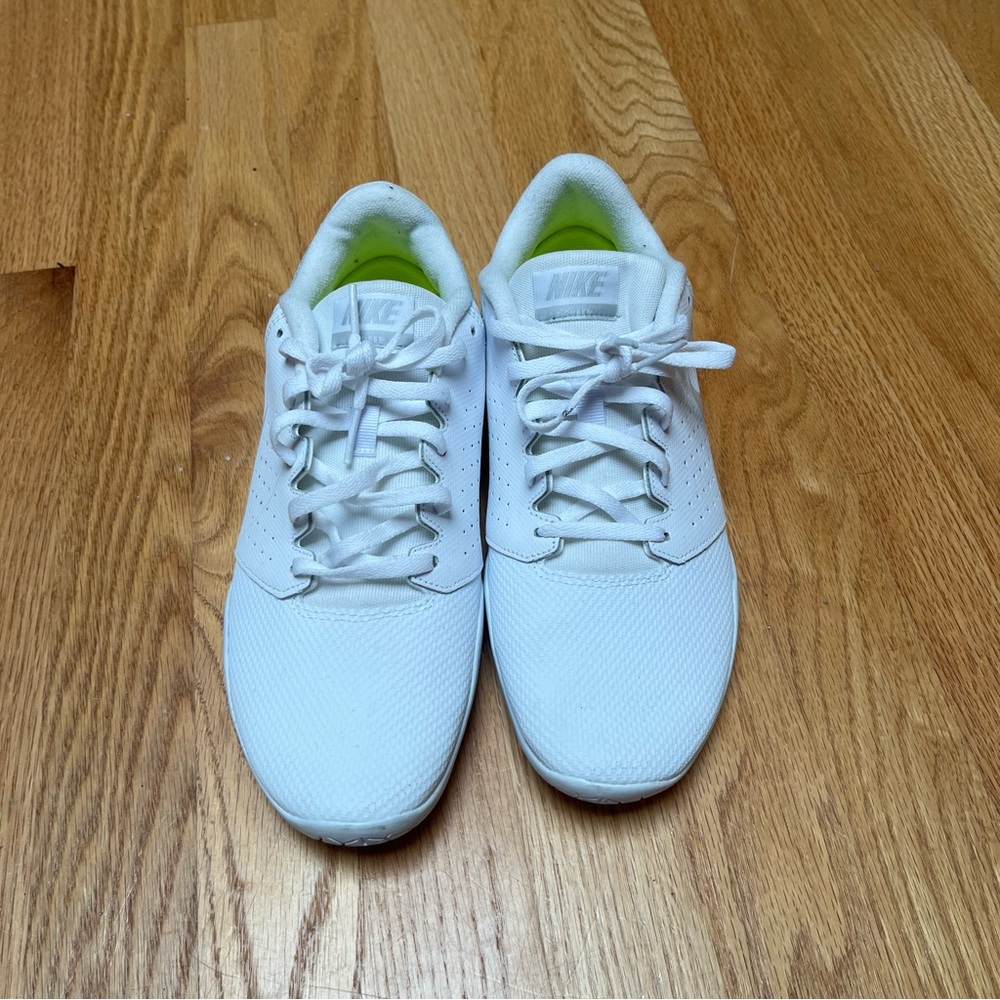 Women’s Nike Sideline IV Cheer Shoes Size 9